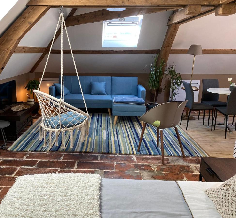 Appartements Cdg Joigny Exteriör bild