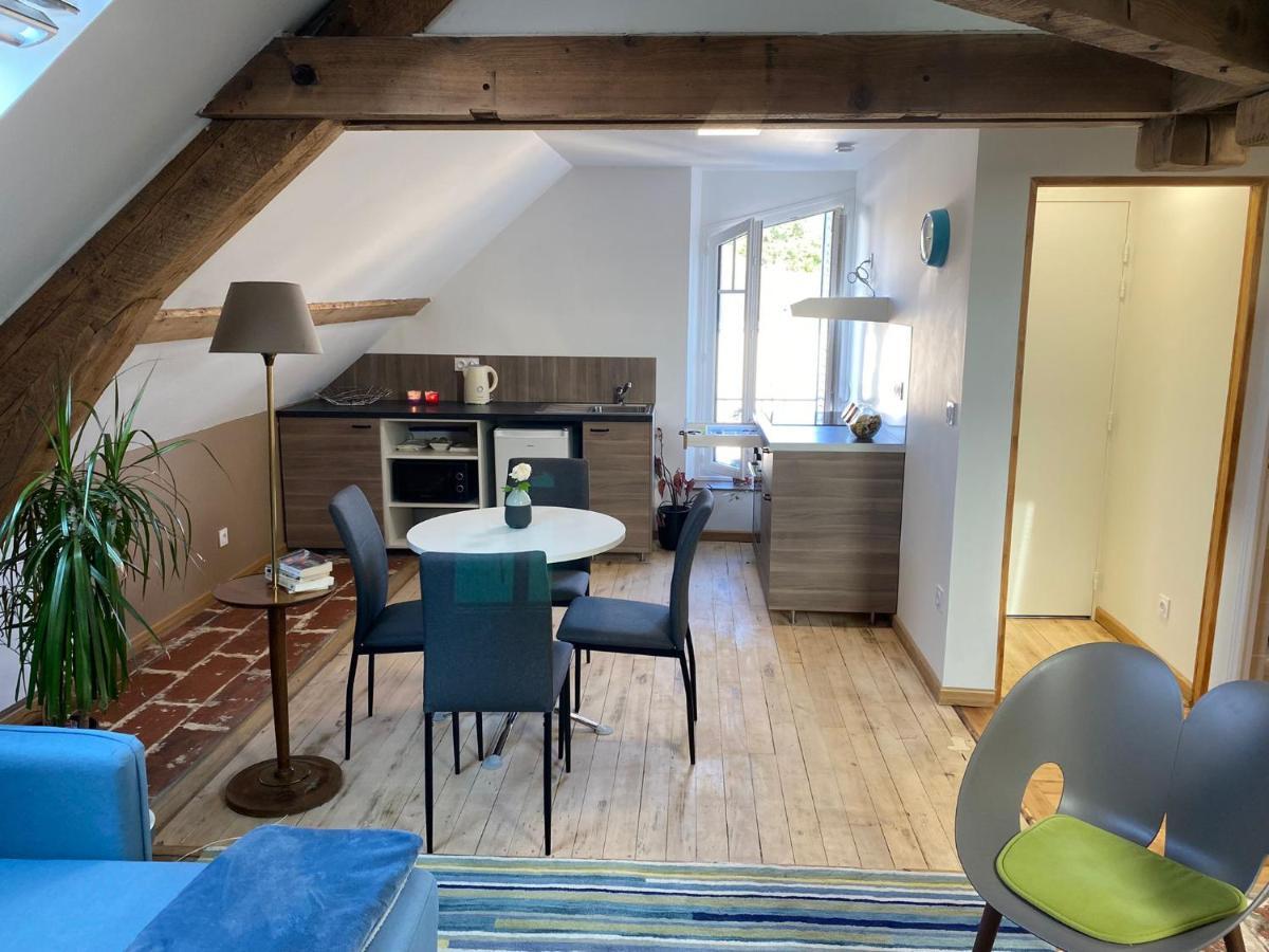 Appartements Cdg Joigny Exteriör bild