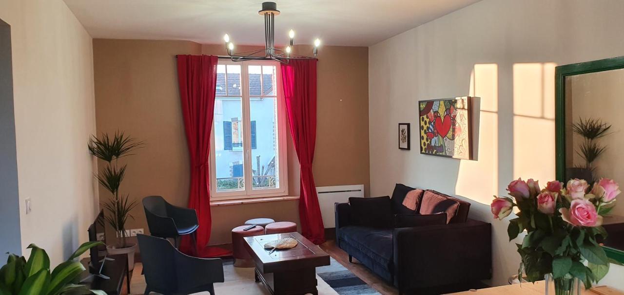 Appartements Cdg Joigny Exteriör bild