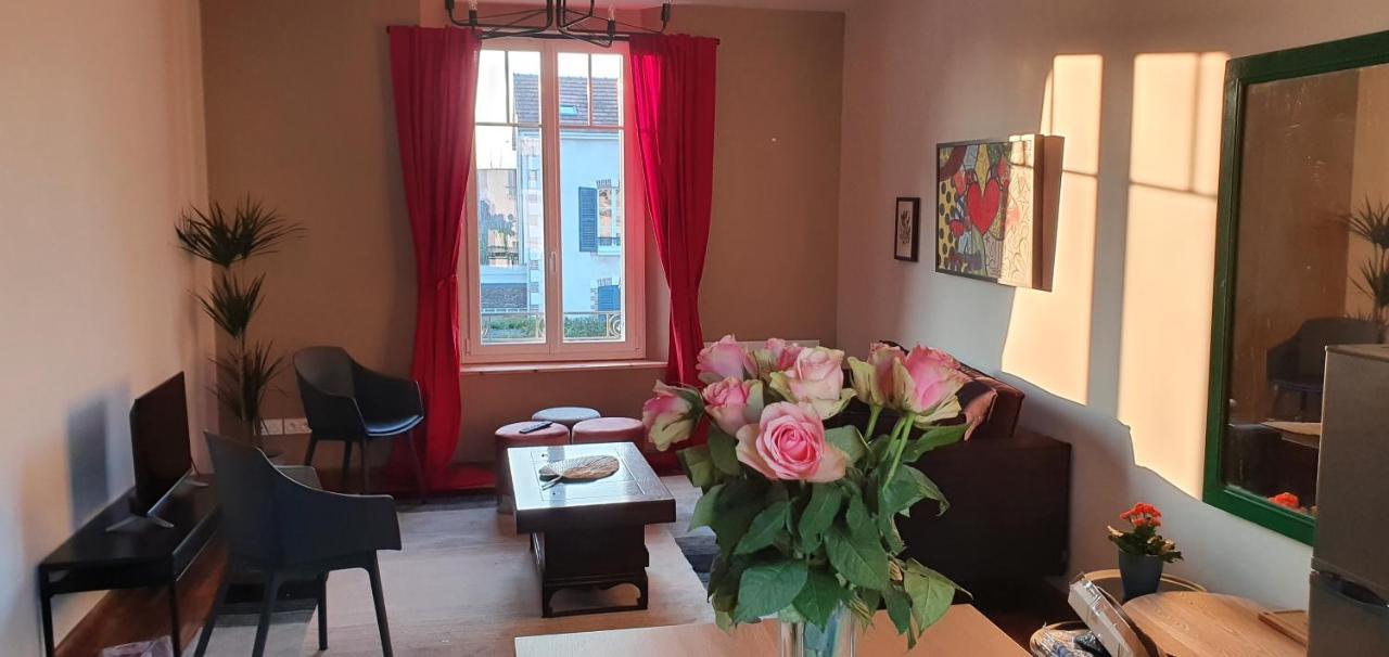 Appartements Cdg Joigny Exteriör bild