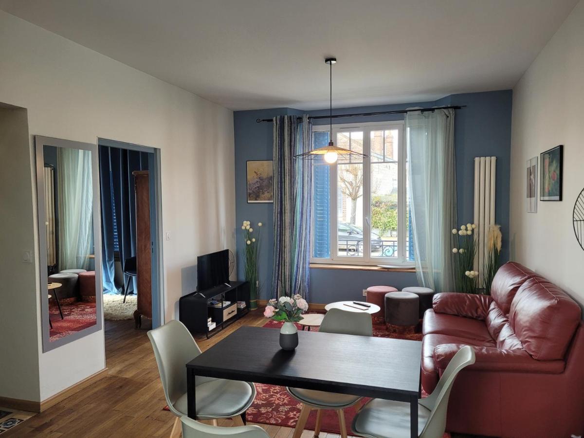Appartements Cdg Joigny Exteriör bild