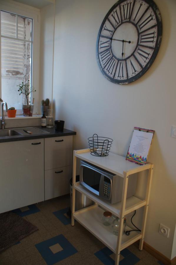 Appartements Cdg Joigny Exteriör bild