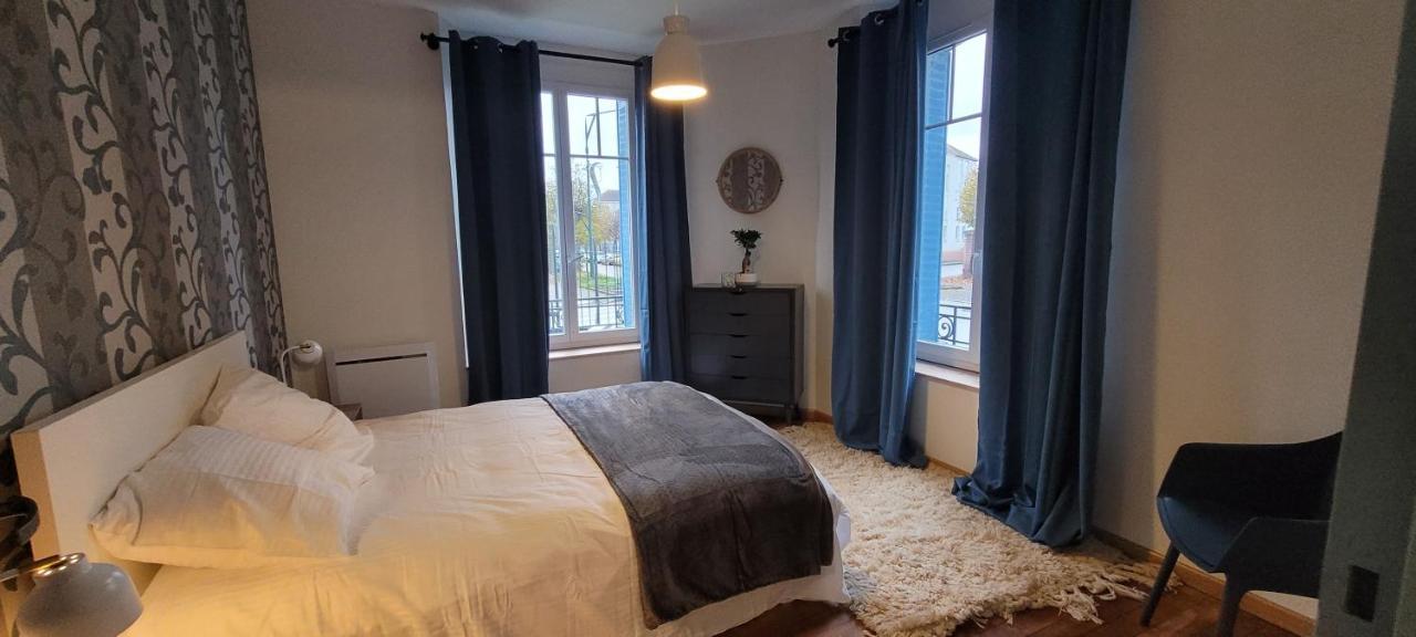 Appartements Cdg Joigny Exteriör bild