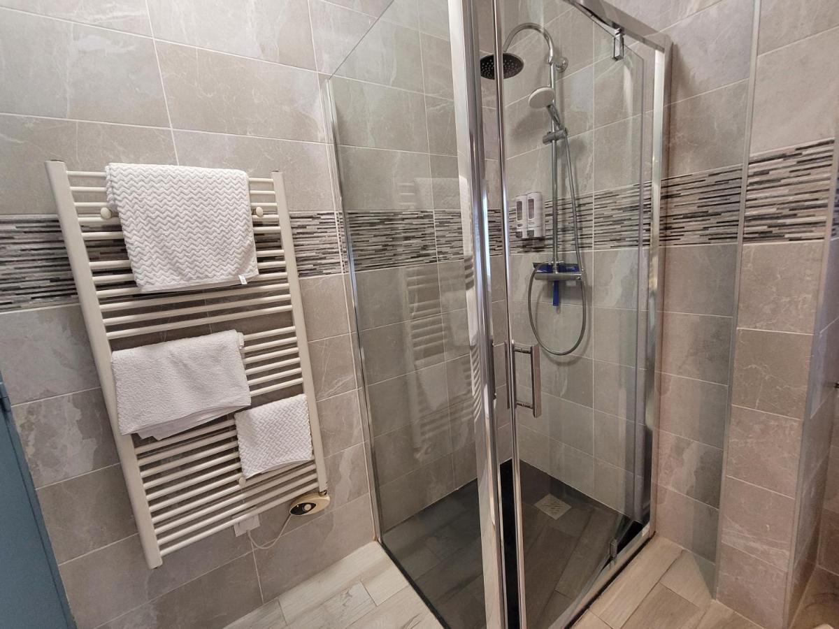 Appartements Cdg Joigny Rum bild