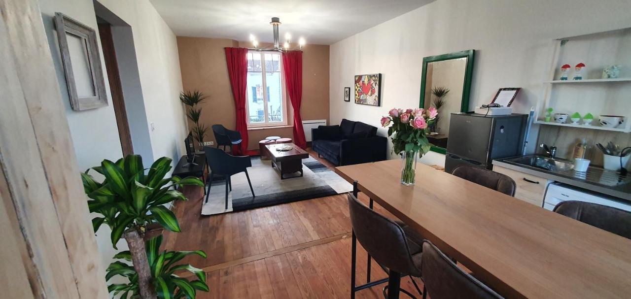 Appartements Cdg Joigny Exteriör bild