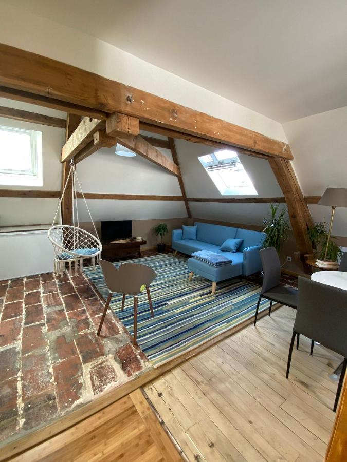 Appartements Cdg Joigny Exteriör bild