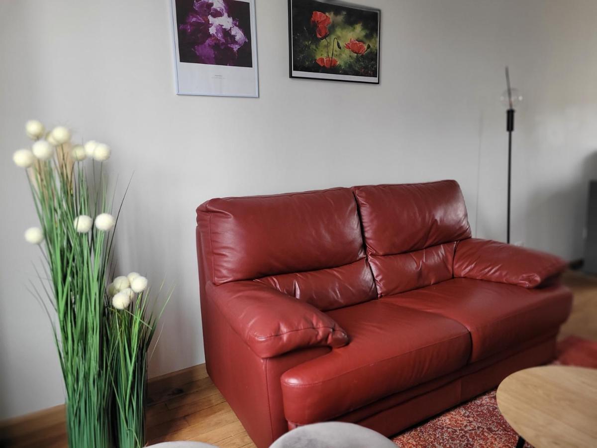 Appartements Cdg Joigny Exteriör bild